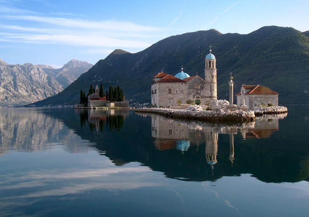 Holiday Home Stone House Perast Luaran gambar